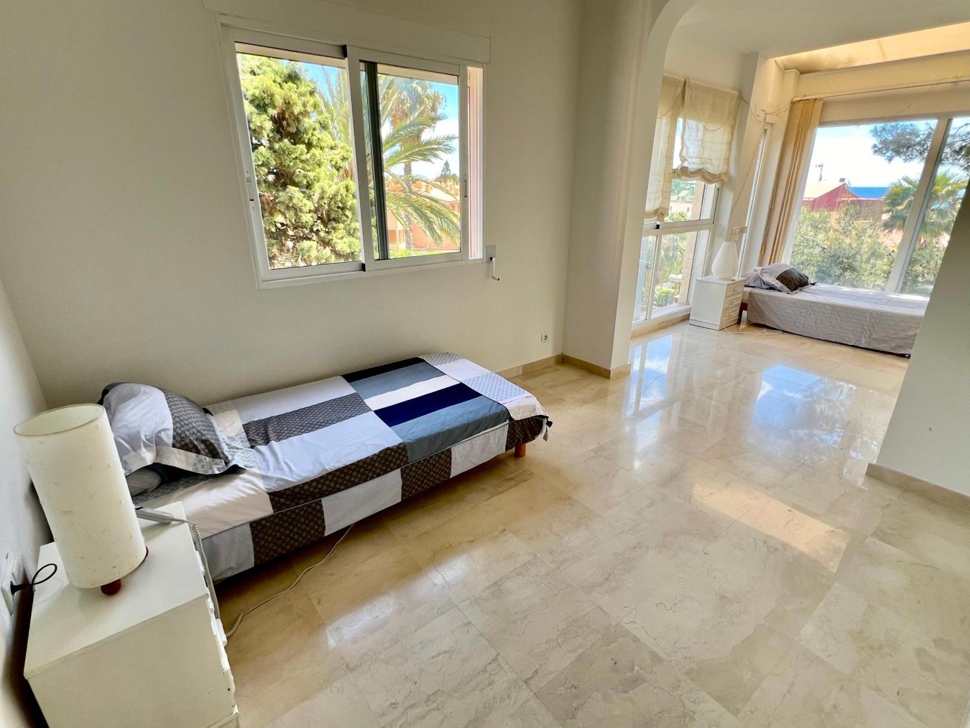Beachside 4-Bedroom With Pool Alicante Bagian luar foto