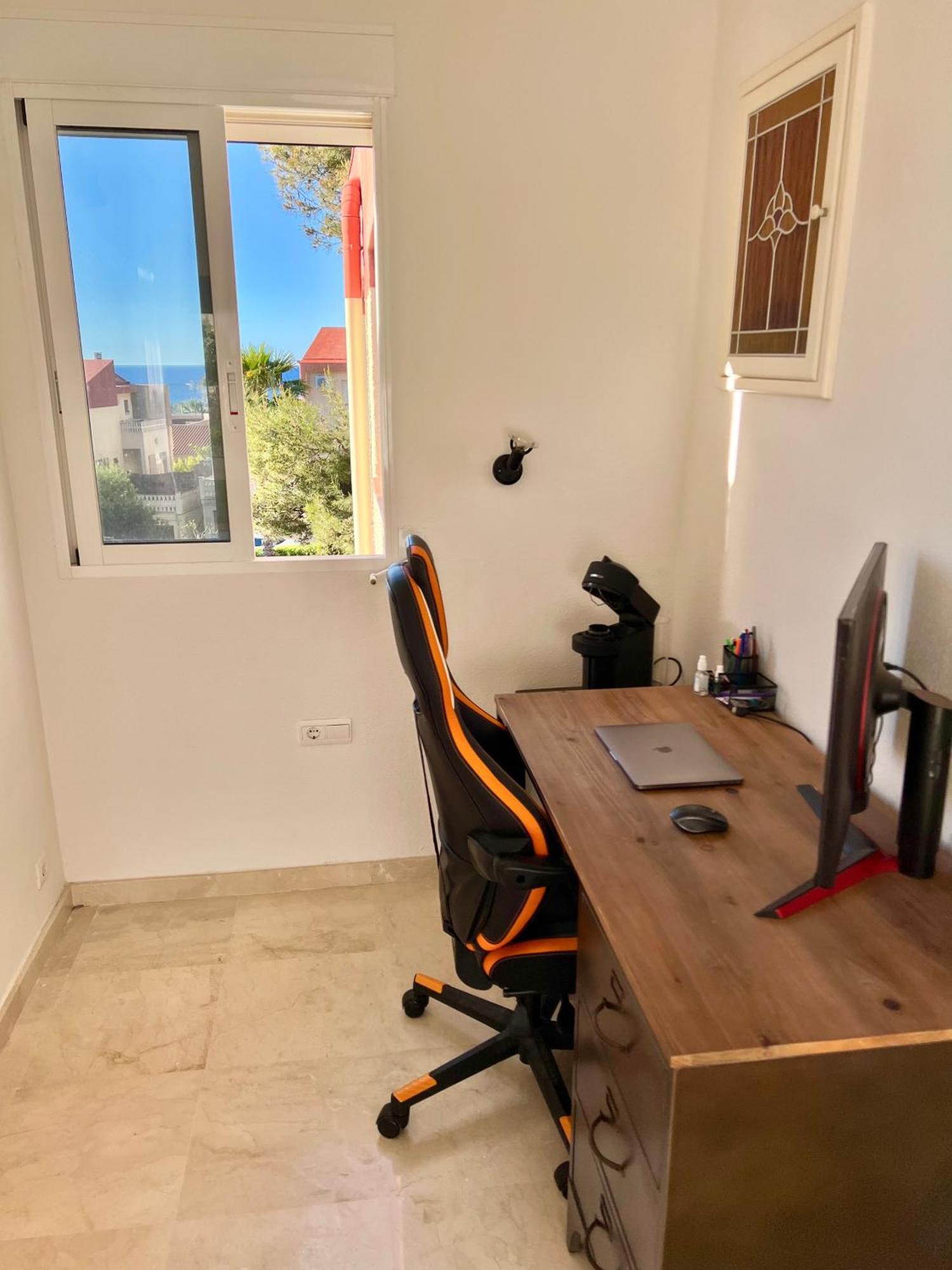 Beachside 4-Bedroom With Pool Alicante Bagian luar foto